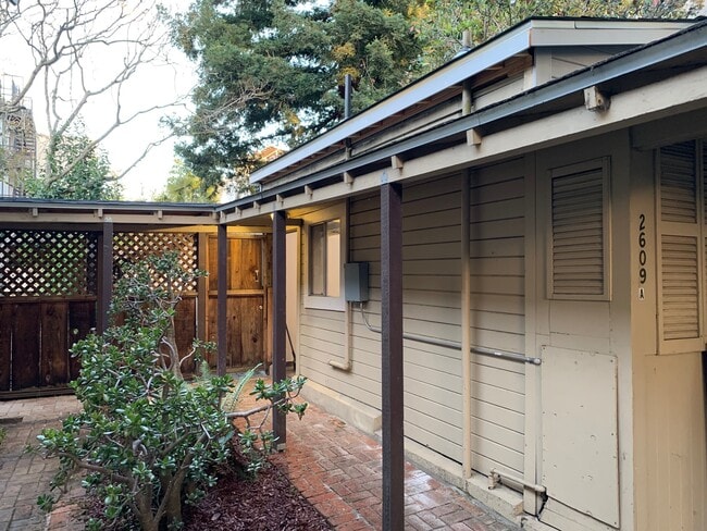 2609 Dana St, Unit COTTAGE