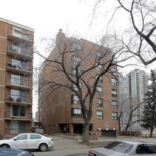 The Grapevine in Calgary, AB - Building Photo - Building Photo