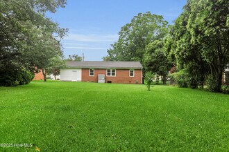 2100 Opal St in New Bern, NC - Building Photo - Building Photo