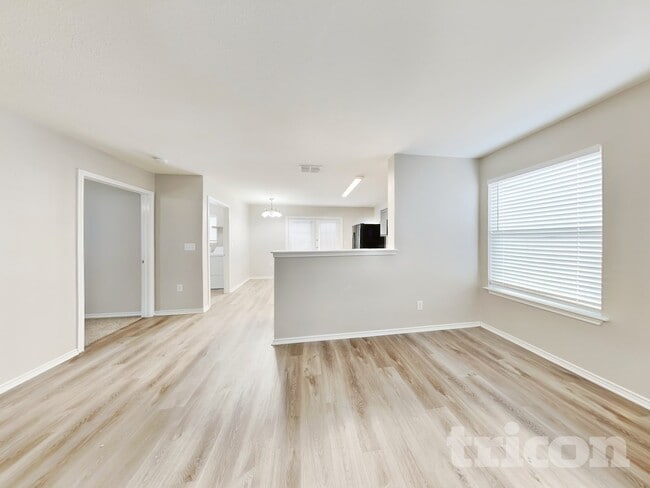 6323 Cougar Village in San Antonio, TX - Building Photo - Building Photo