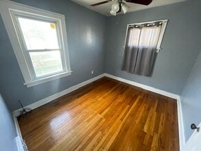 2202 Tate Ave in Cleveland, OH - Foto de edificio - Building Photo