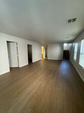 695 Quayside Ct in Las Vegas, NV - Building Photo - Building Photo