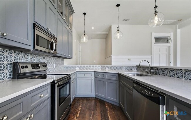 property at 202 N LBJ Dr