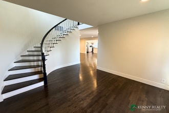 240 Estates Dr in San Bruno, CA - Building Photo - Building Photo