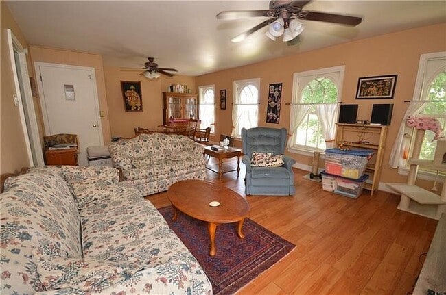 property at 4740 Friendship Ave