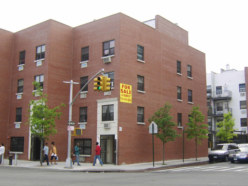 1989 Southern Blvd in Bronx, NY - Foto de edificio