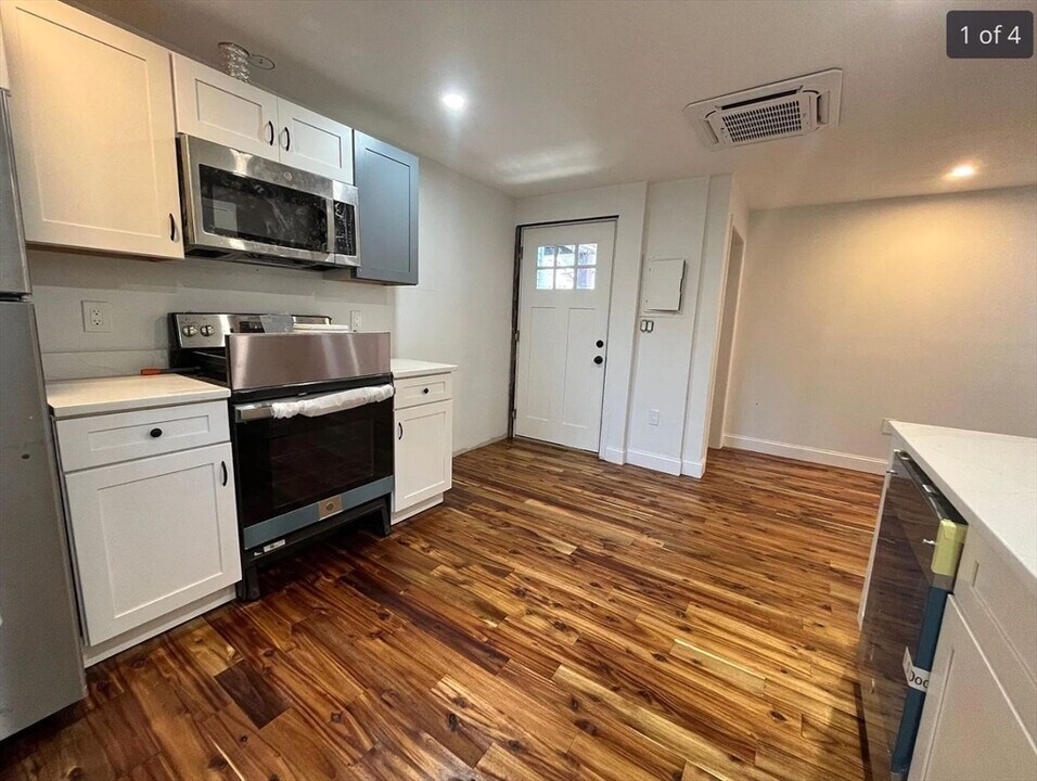 155 Orange St in Chelsea, MA - Building Photo