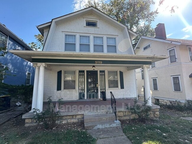 property at 5119 Grand Ave