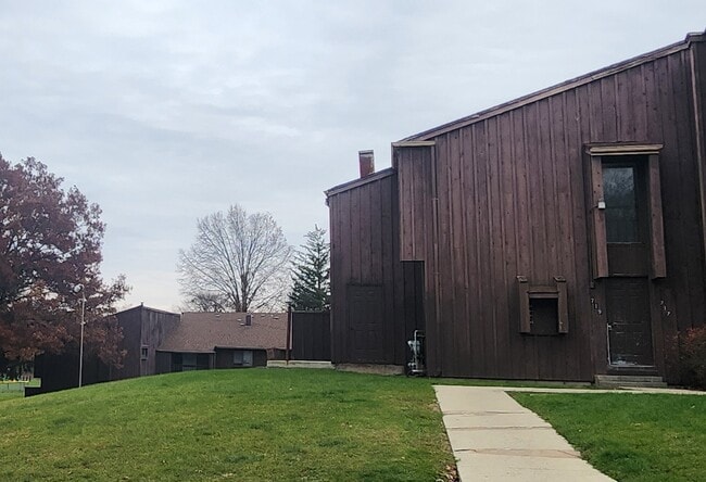 Dynasty House Apartments