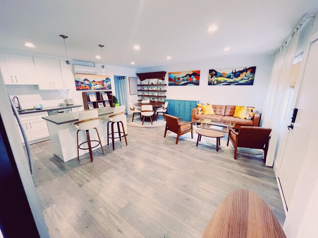3750 Stocker St, Unit 209 Executive Suite in View Park, CA - Building Photo - Building Photo