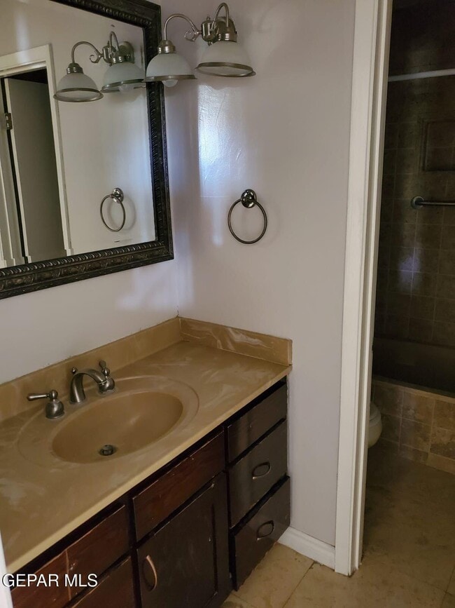 property at 4800 N Stanton St