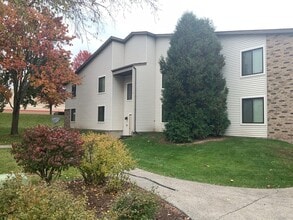 Ashview Terrace in Green Bay, WI - Building Photo - Interior Photo