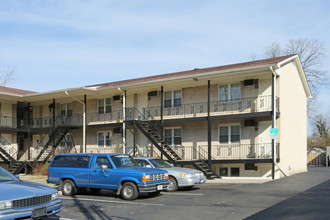 Americana Apartments in Lexington, KY - Building Photo - Building Photo