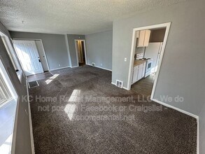 6641 Flora Ave in Kansas City, MO - Building Photo - Building Photo