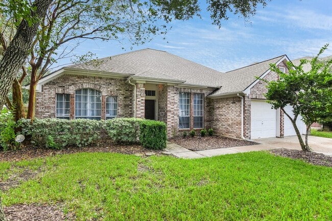 property at 317 Vantage Pointe Cir