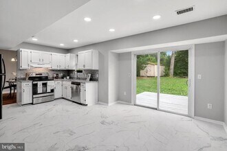 12558 Santa Rosa Rd in Lusby, MD - Building Photo - Building Photo