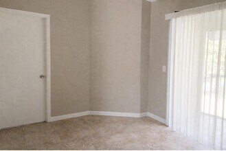 168 Reserve Cir in Oviedo, FL - Building Photo - Building Photo