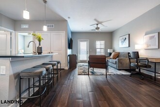 918 Aventine Dr, Unit 4214 in West Melbourne, FL - Building Photo - Building Photo