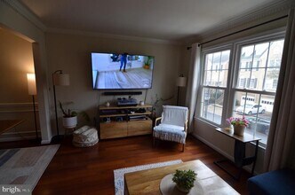 2039 Gallows Tree Ct in Vienna, VA - Building Photo - Building Photo