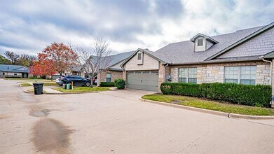 2231 Cobblestone Ct in Granbury, TX - Building Photo - Building Photo