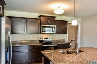 107 Ocean Springs Ave in Toney, AL - Building Photo - Building Photo