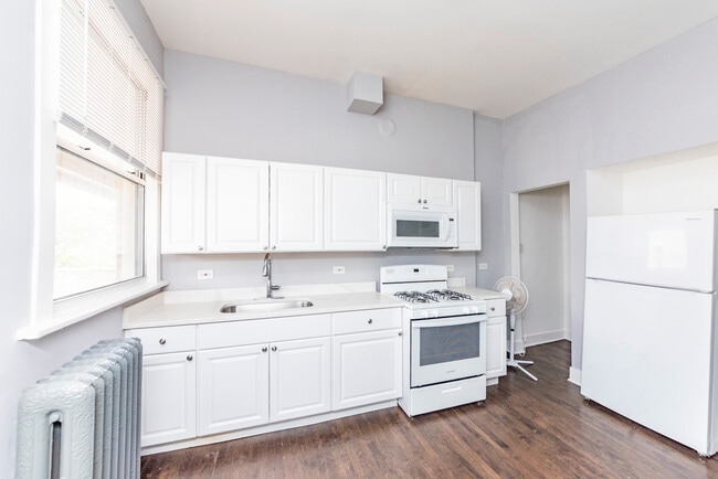 324 Lake St in Oak Park, IL - Building Photo - Building Photo