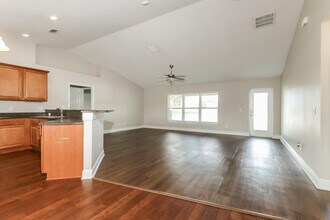 4258 SW Tuscol St in Port St. Lucie, FL - Building Photo - Building Photo