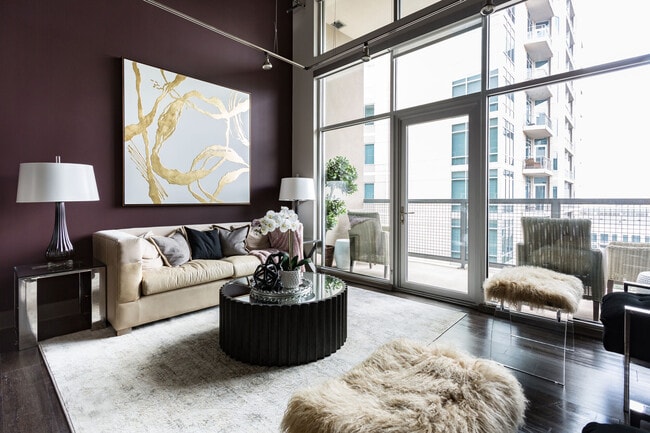 Mirasol at Park Lane in Dallas, TX - Building Photo - Building Photo