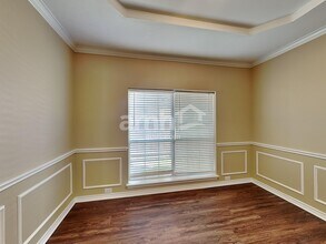 107 Monticello Dr in Mansfield, TX - Foto de edificio - Building Photo