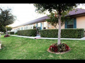 The Cliffs on Whitby in San Antonio, TX - Foto de edificio - Building Photo