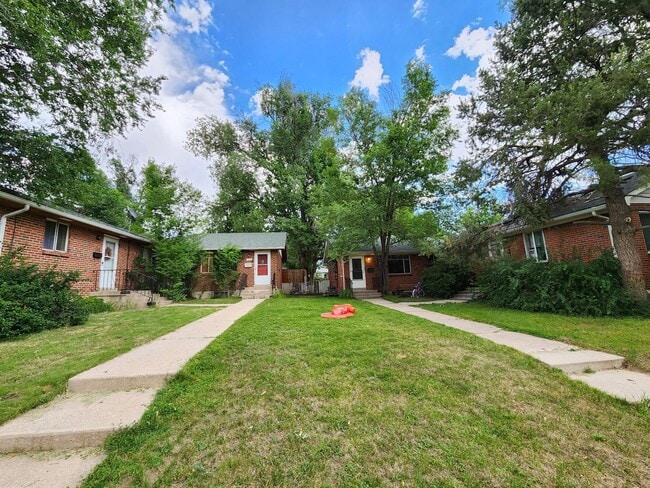 1427 Custer Ave in Colorado Springs, CO - Building Photo - Building Photo