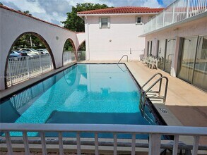 11131 Royal Palm Blvd in Coral Springs, FL - Building Photo - Building Photo