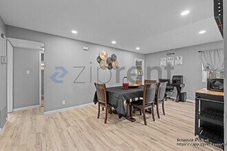 325 Falcon Dr in Vallejo, CA - Building Photo - Building Photo