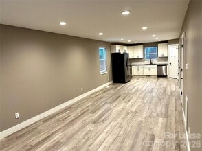 110 Carpenter St in Lincolnton, NC - Building Photo - Building Photo