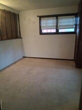 18 Ugo Dr in Newburgh, NY - Building Photo - Building Photo