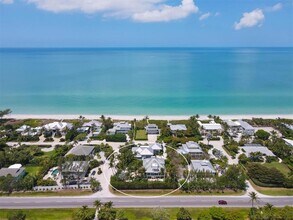 2425 24th St W in Boca Grande, FL - Building Photo - Building Photo