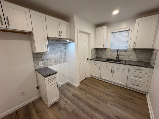 19964 Bradford Ave in Detroit, MI - Building Photo - Building Photo