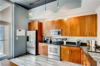 3400 Malone Dr, Unit 107 in Chamblee, GA - Foto de edificio - Building Photo