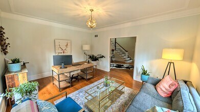 40 Hull Pl in Ridgefield, CT - Building Photo - Building Photo