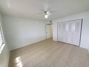 5041 Wiles Rd in Coconut Creek, FL - Building Photo - Building Photo