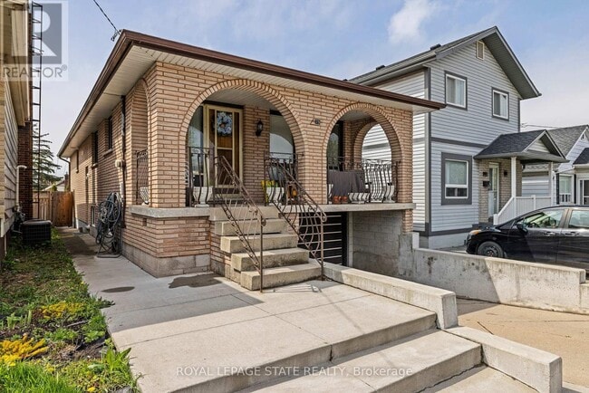 property at 79 Delena Ave N