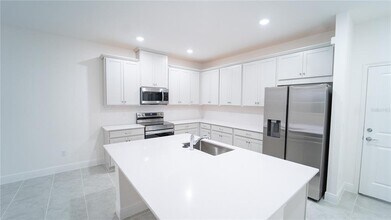 4867 Cross Pr Pkwy in St. Cloud, FL - Building Photo - Building Photo