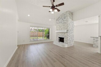 419 Capehill Dr in Webster, TX - Building Photo - Building Photo