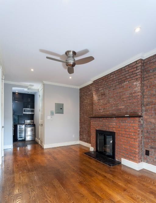 562 Hudson St, Unit 4 in New York, NY - Building Photo - Building Photo