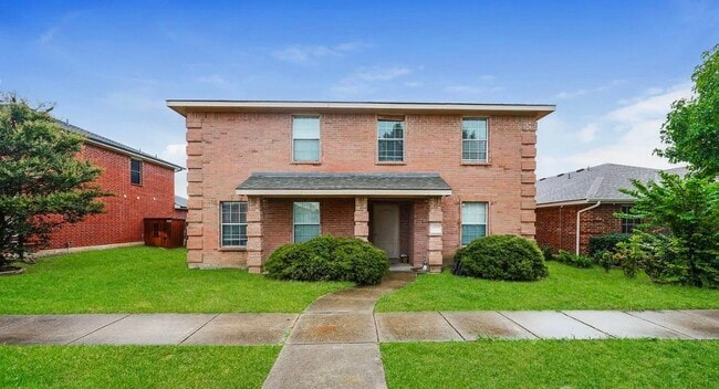 property at 850 Smokey Oak Dr