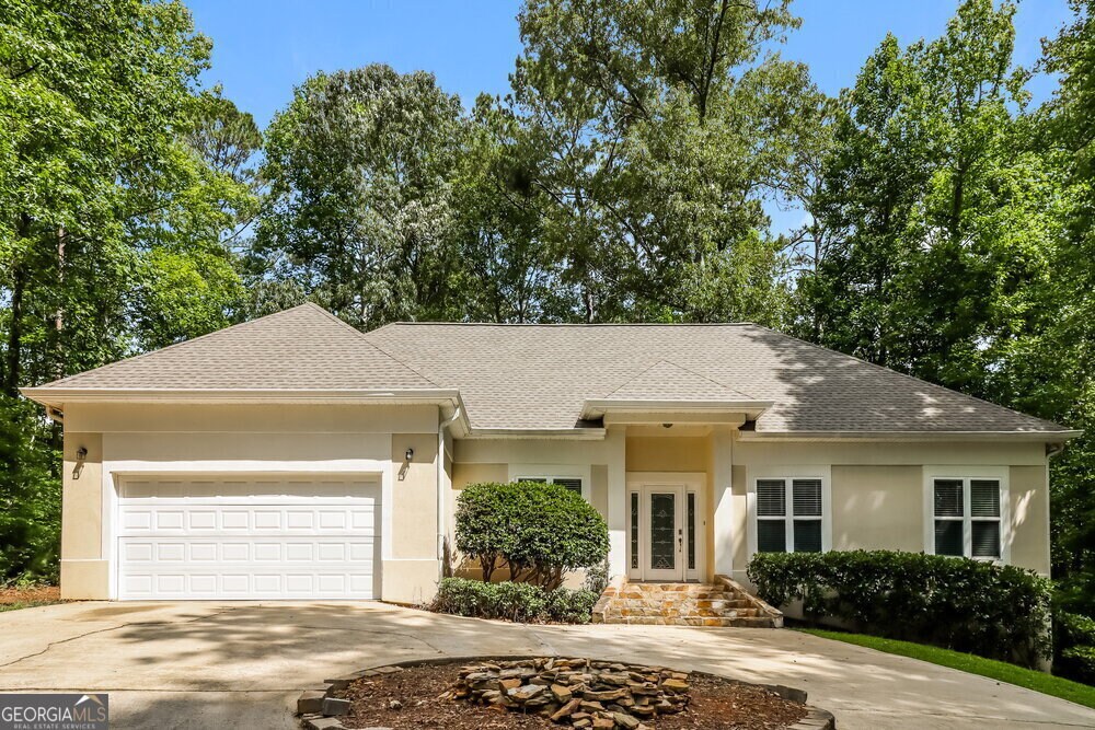 4048 Golfview Ct in Villa Rica, GA - Building Photo