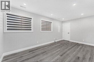 700 Brock St in Windsor, ON - Building Photo - Building Photo