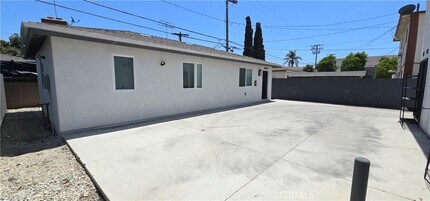 10824 Long Beach Blvd, Unit A in Lynwood, CA - Building Photo - Building Photo