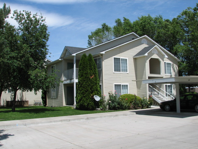 Lincoln Square in Mountain Home, ID - Foto de edificio - Building Photo