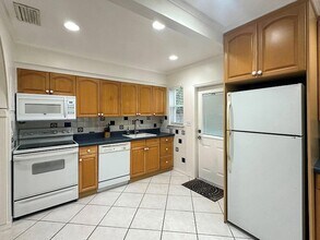 1613 NW 4th Ave, Unit 4530-3 in Fort Lauderdale, FL - Building Photo - Building Photo